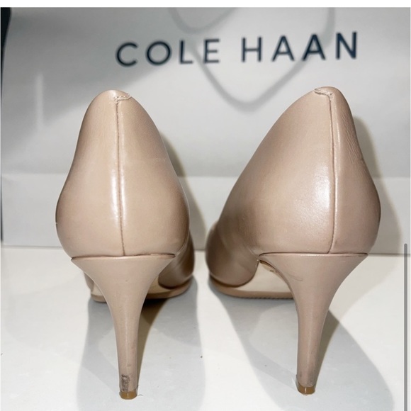 Cole Haan Grand Ambition Pump - Picture 6 of 6